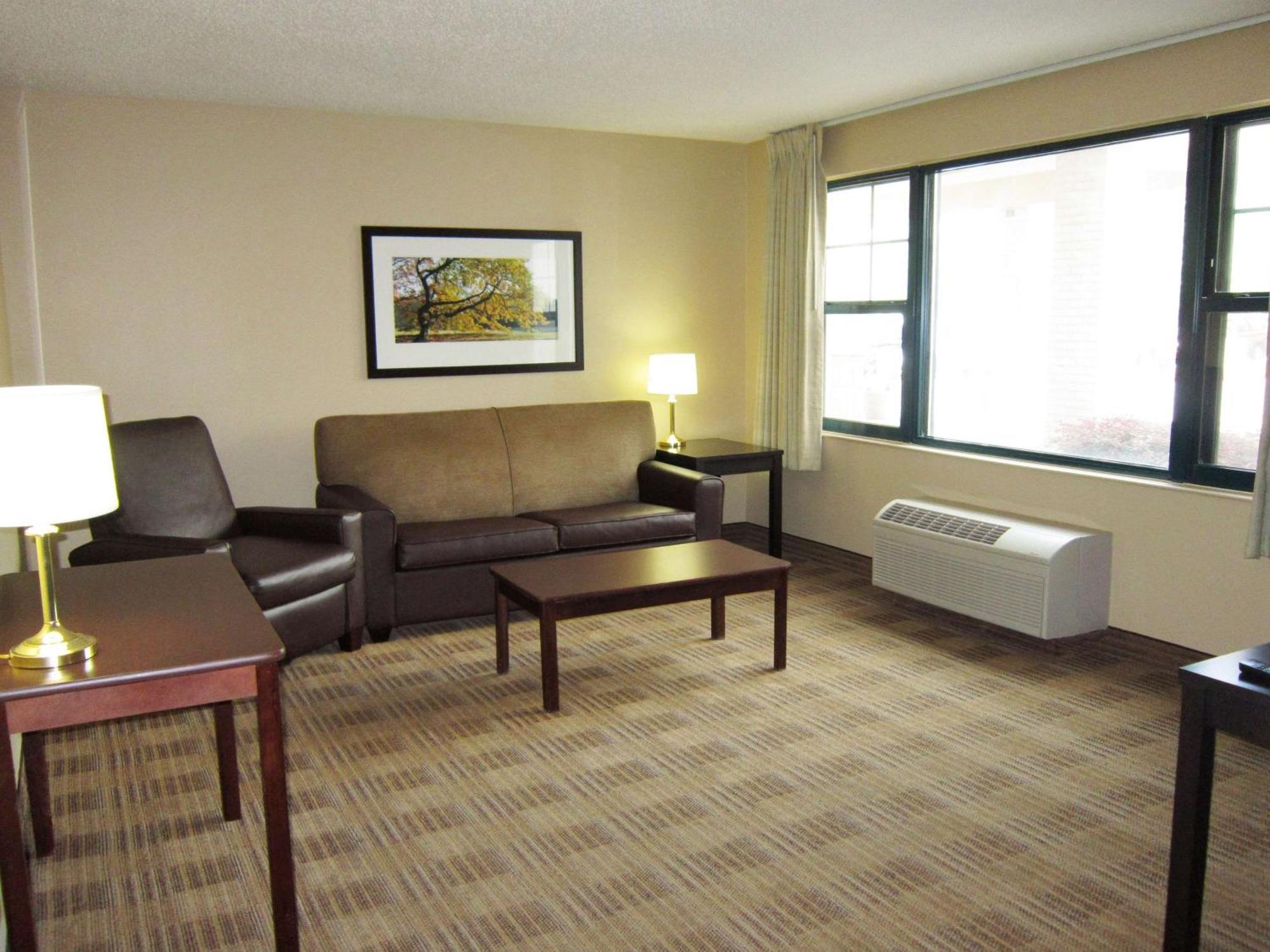 Extended Stay America Suites - Raleigh - Midtown Dış mekan fotoğraf
