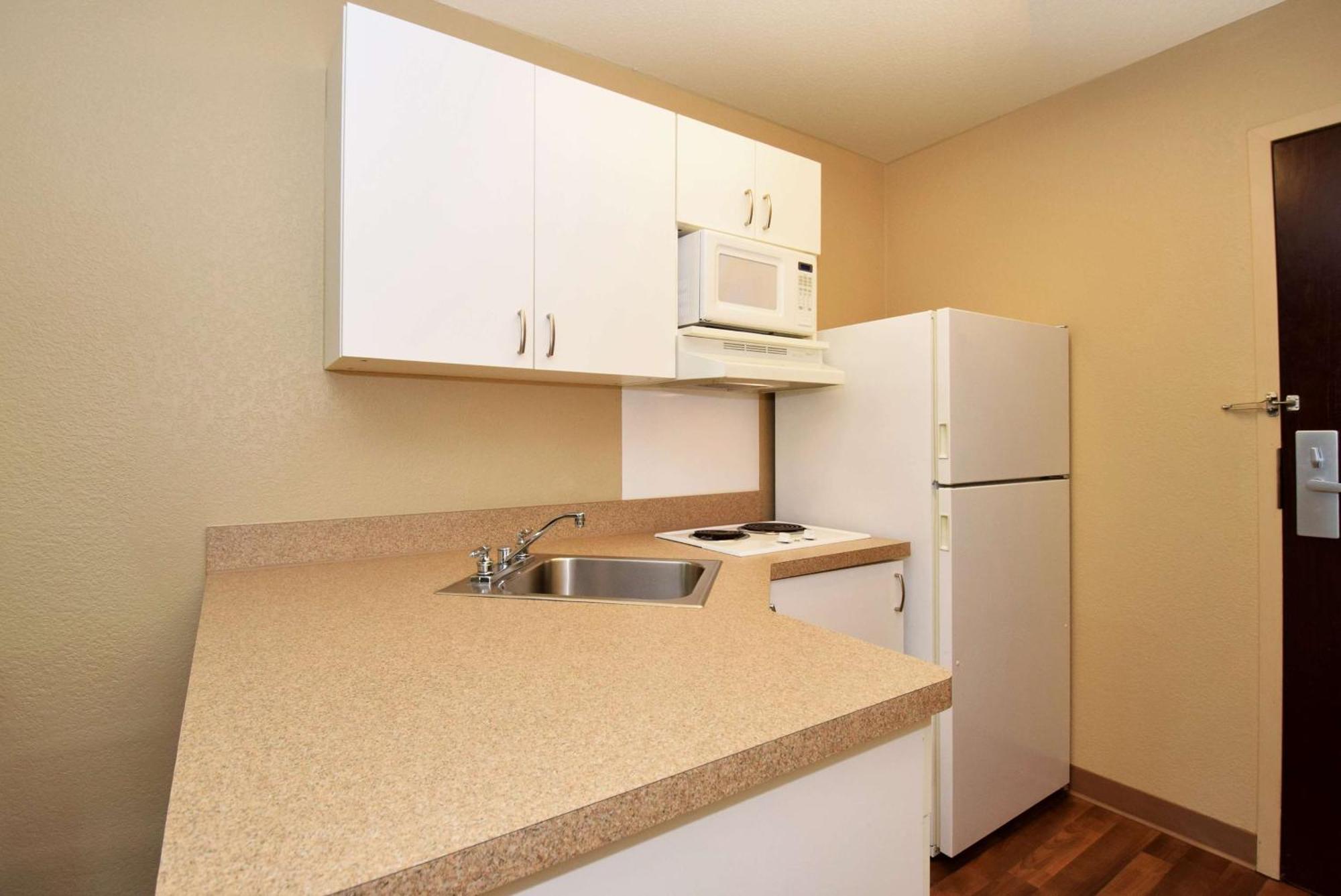 Extended Stay America Suites - Raleigh - Midtown Dış mekan fotoğraf